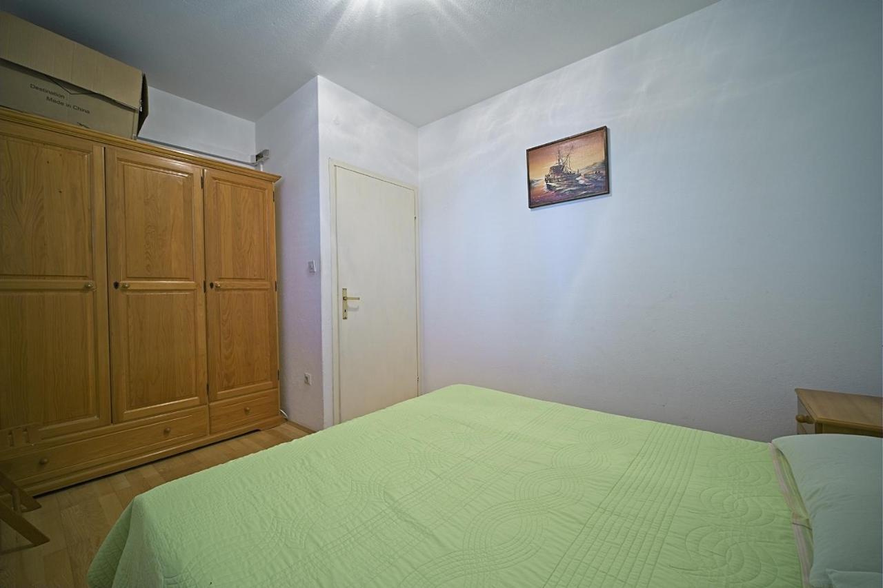 Apartment Renata Postira Kültér fotó
