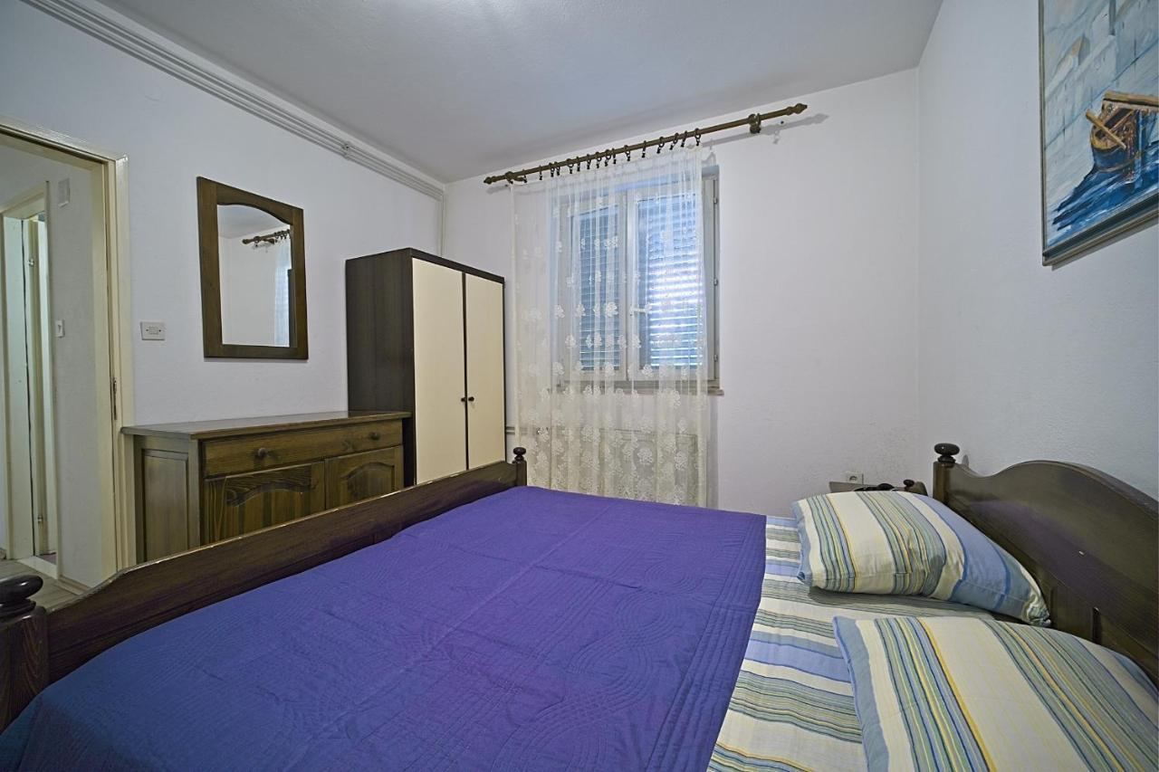 Apartment Renata Postira Kültér fotó